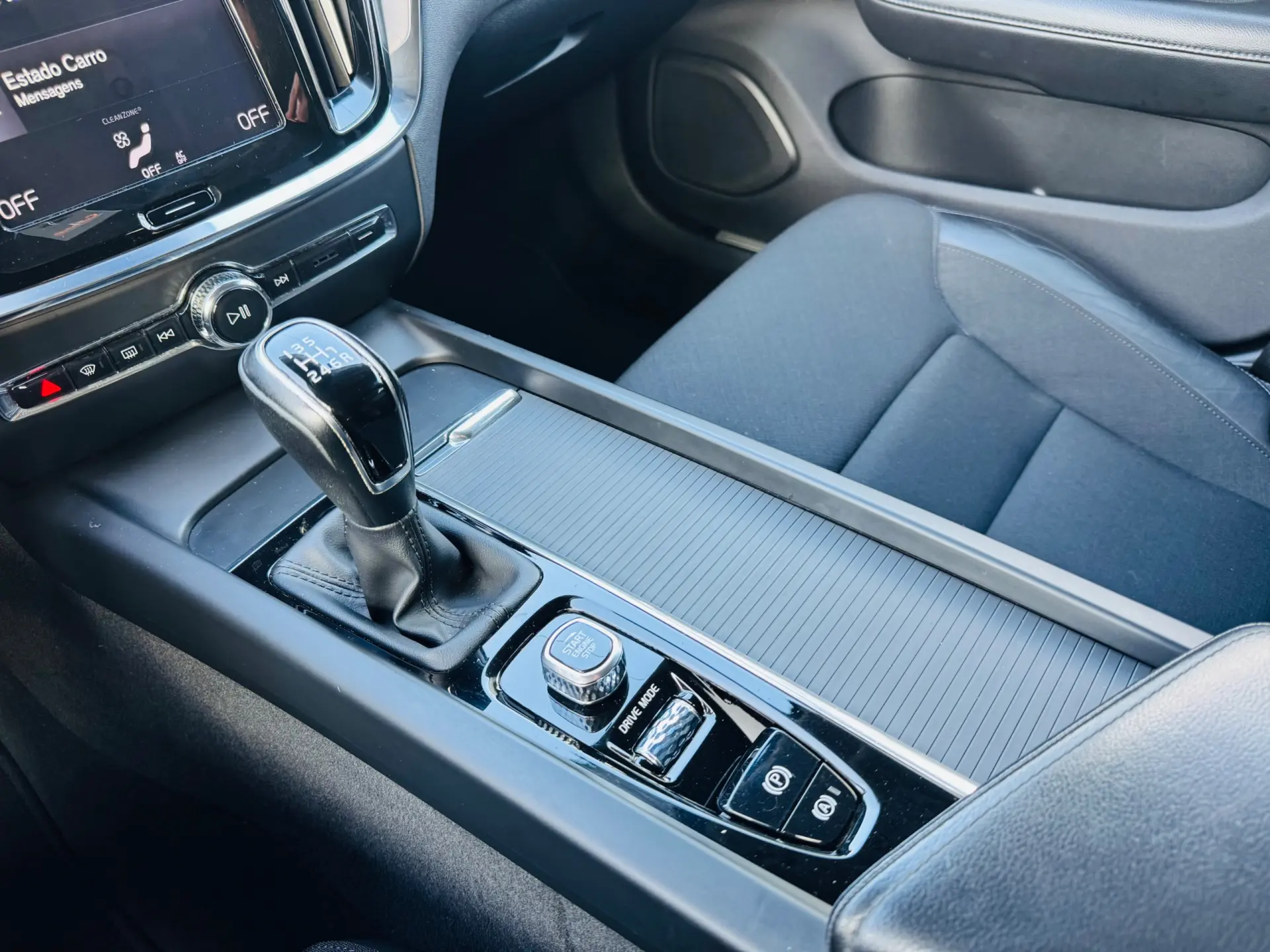 Volvo V60 2.0 D3 Inscription 36