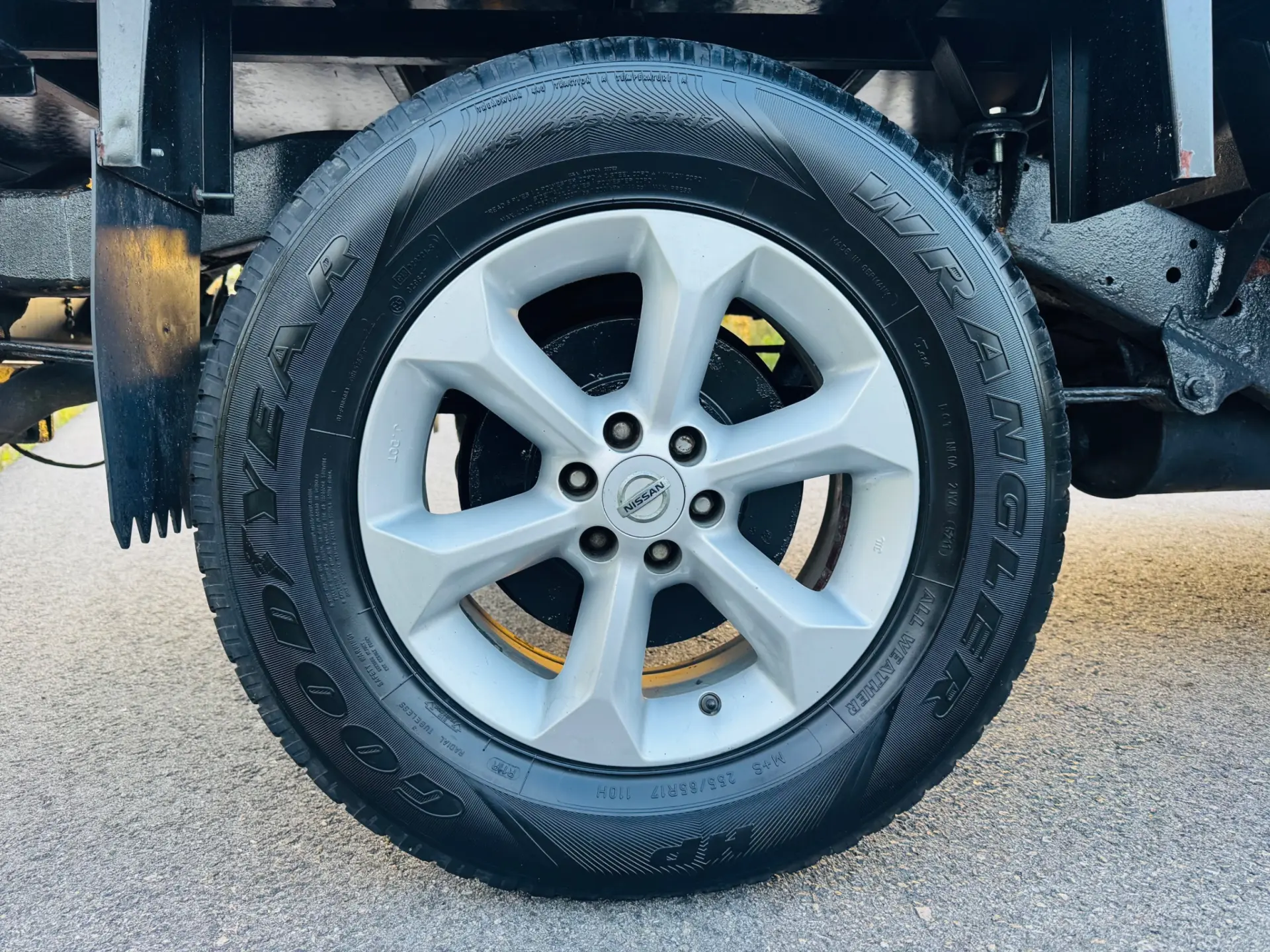 Nissan Navara 2.5 dCi CD SE Eastpak 11