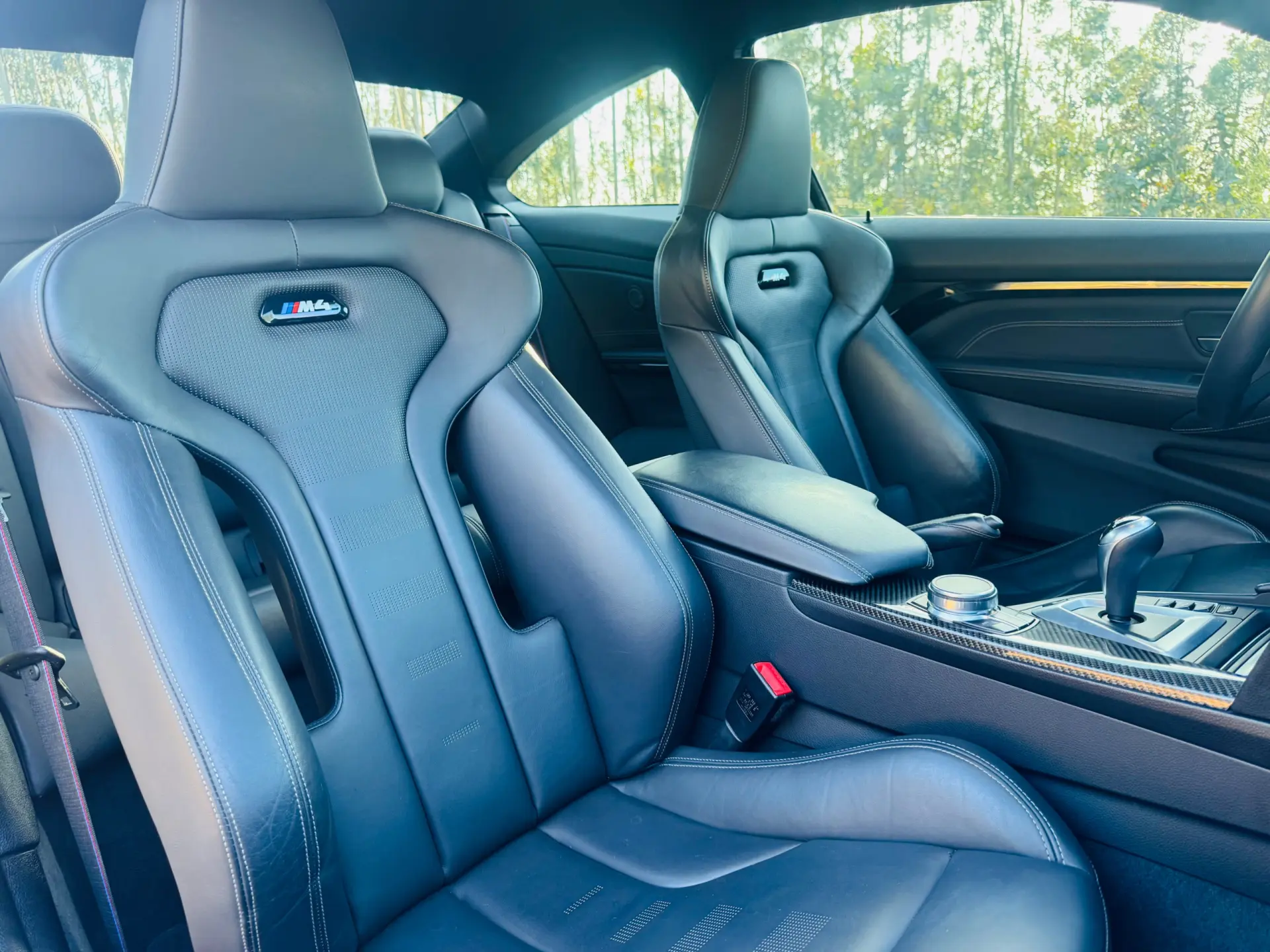 BMW M4 DKG Competition 38