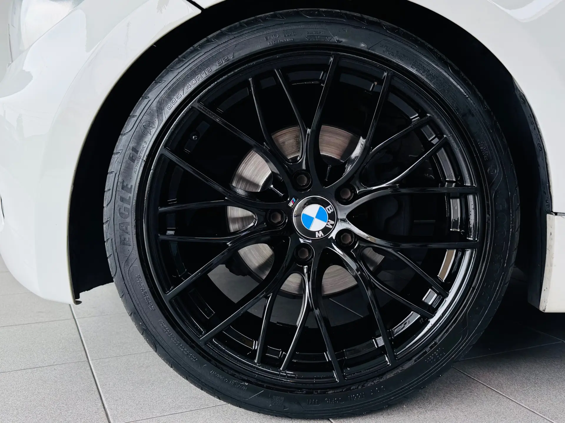 BMW 118 d Pack M 4