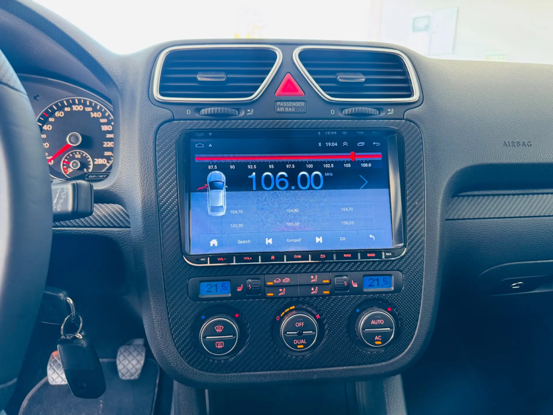 Volkswagen Scirocco 2.0 TDI Sport 26