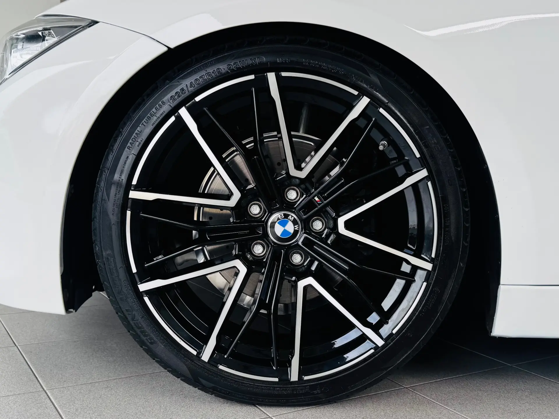 BMW 320 d Sport Line 8