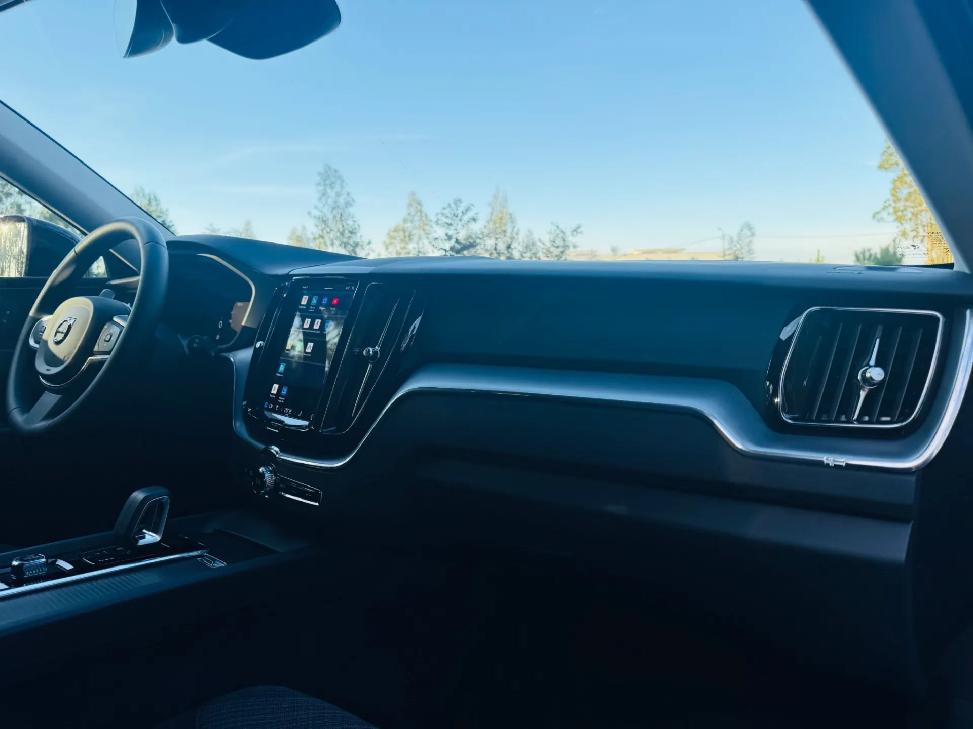 Volvo XC 60 2.0 B4 Inscription Geartronic 43