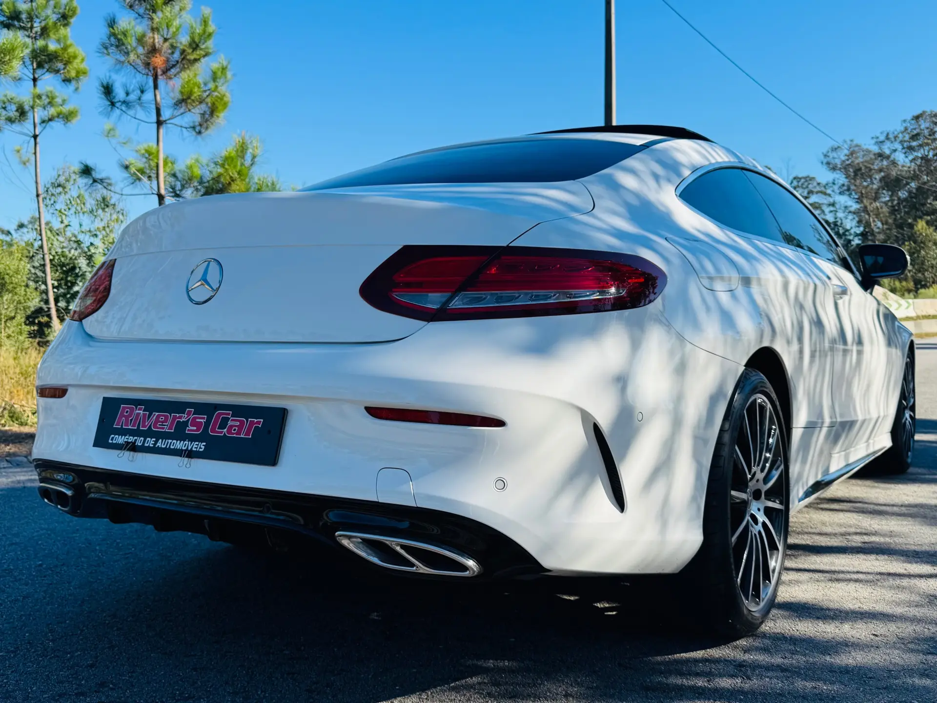 Mercedes-Benz C 220 d 9G-TRONIC AMG Line 11