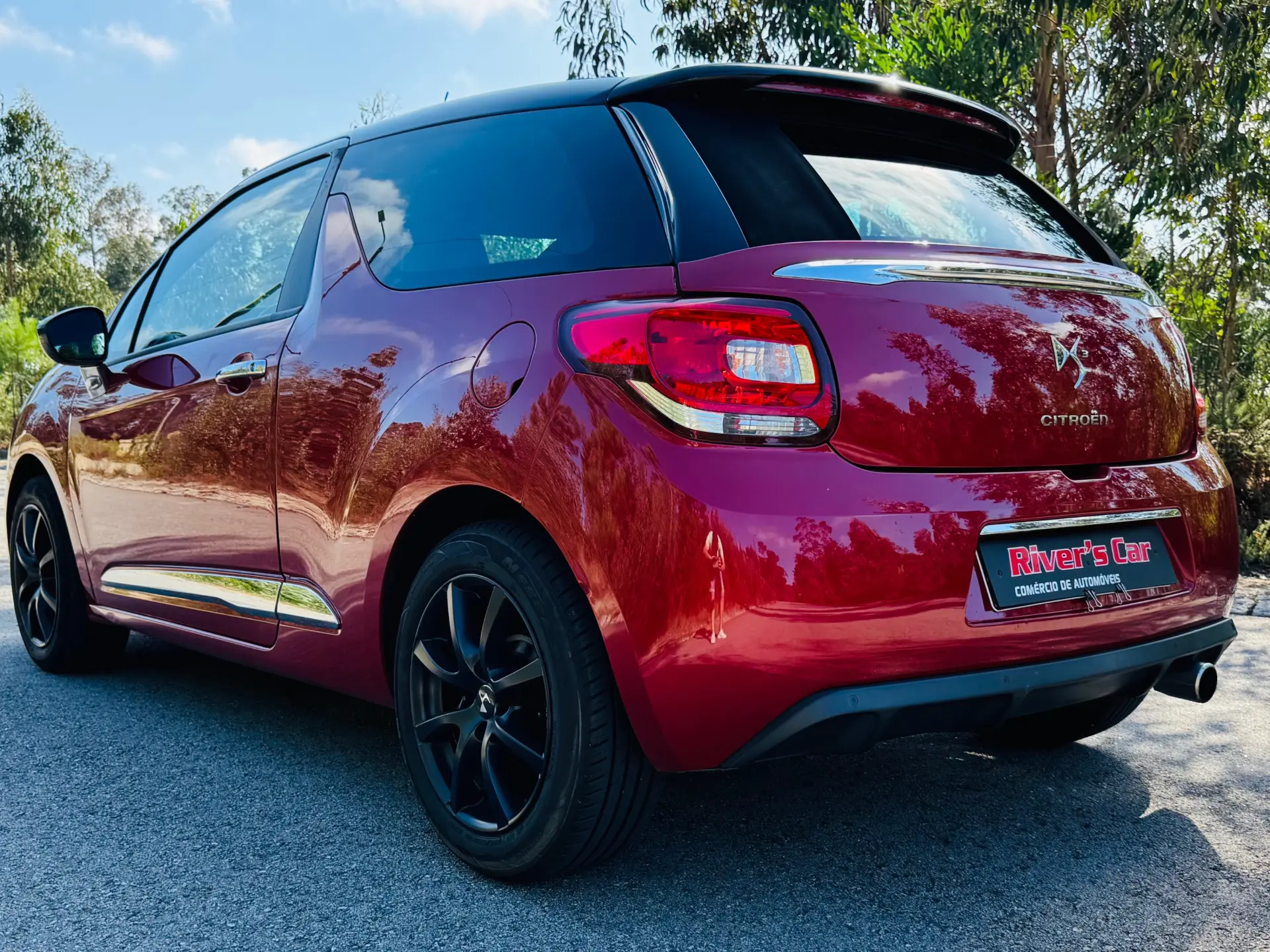 Citroen DS3 Cabrio 1.2 VTi So Chic 9