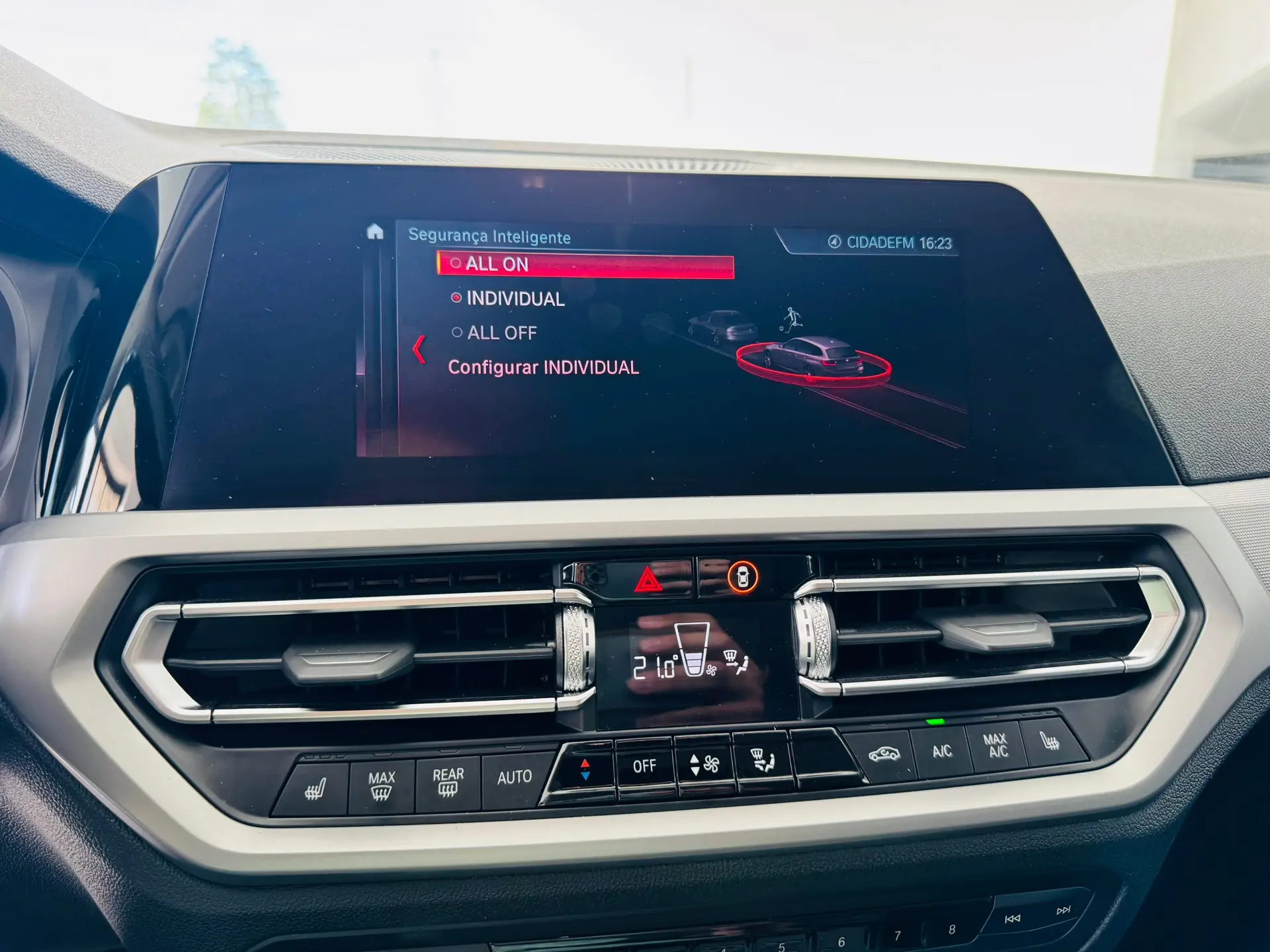 BMW 320 d Aut. Advantage 27