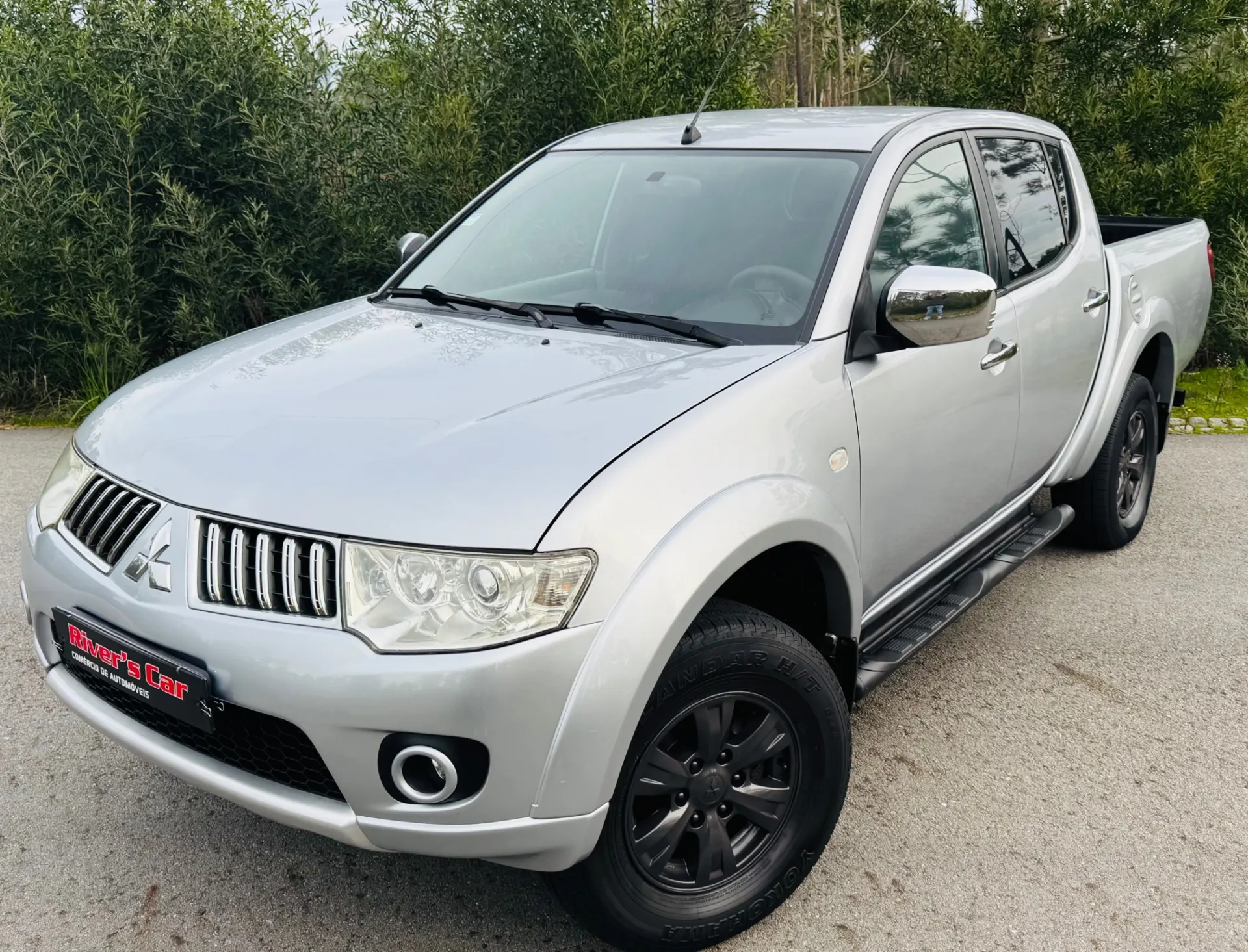 Mitsubishi L200 2.5 DI-D CD Invite AC CC 4WD 2