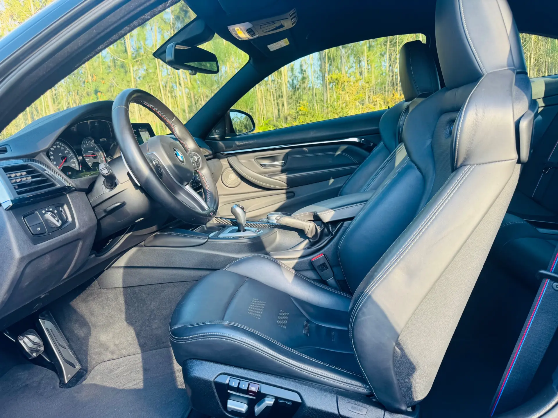 BMW M4 DKG Competition 21