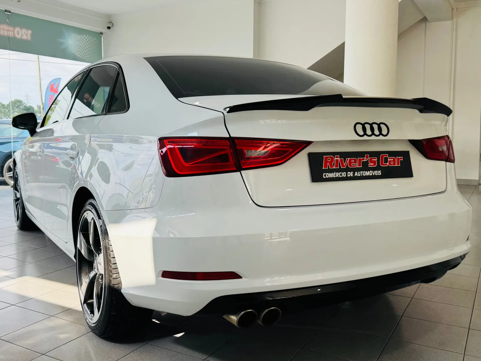 Audi A3 Limousine 2.0 TDI S-line 13