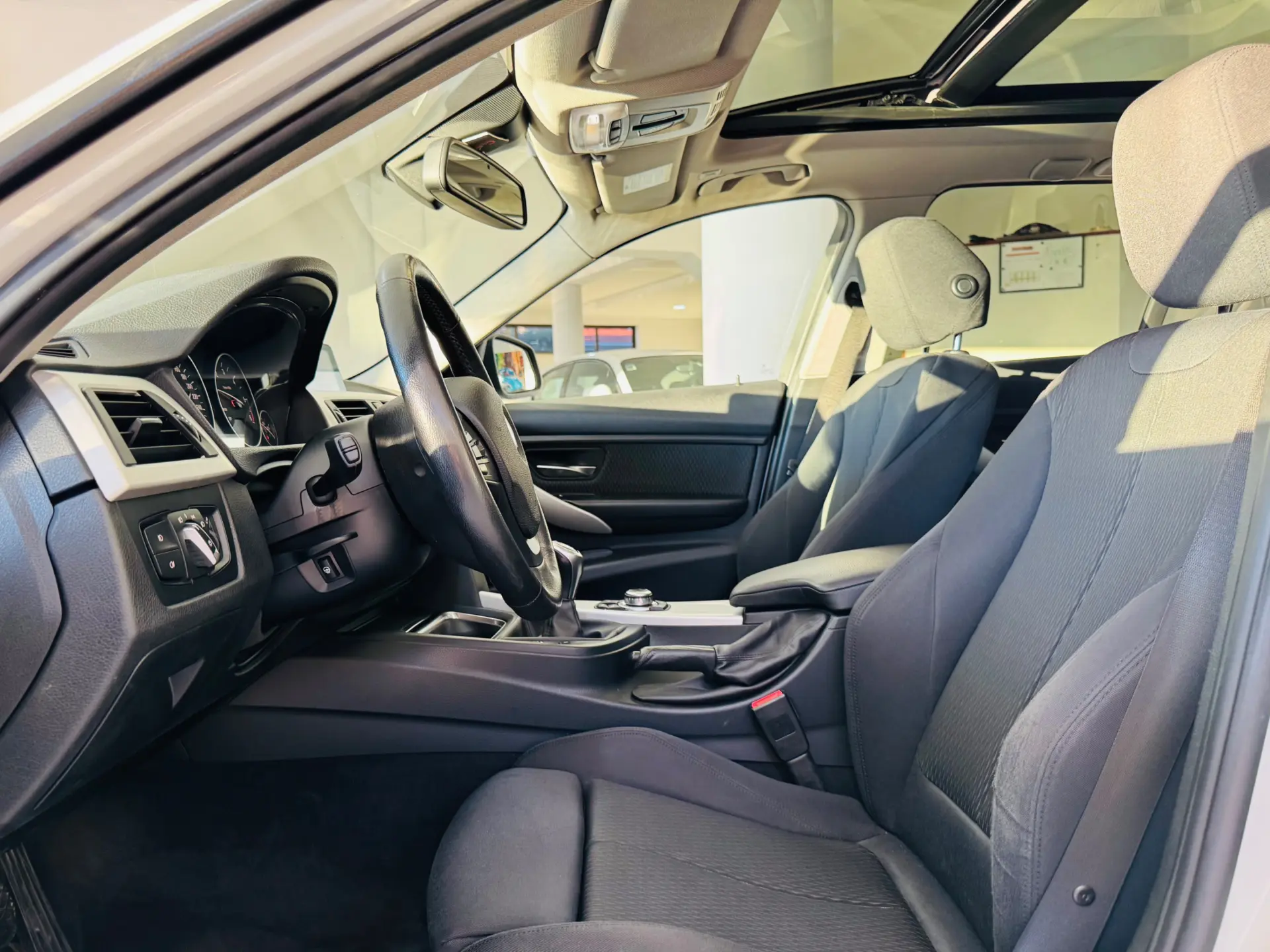 BMW 320 d Sport Line 21