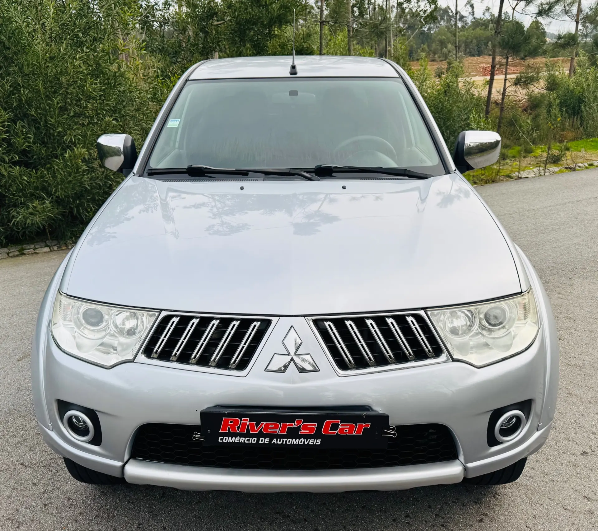 Mitsubishi L200 2.5 DI-D CD Invite AC CC 4WD 7