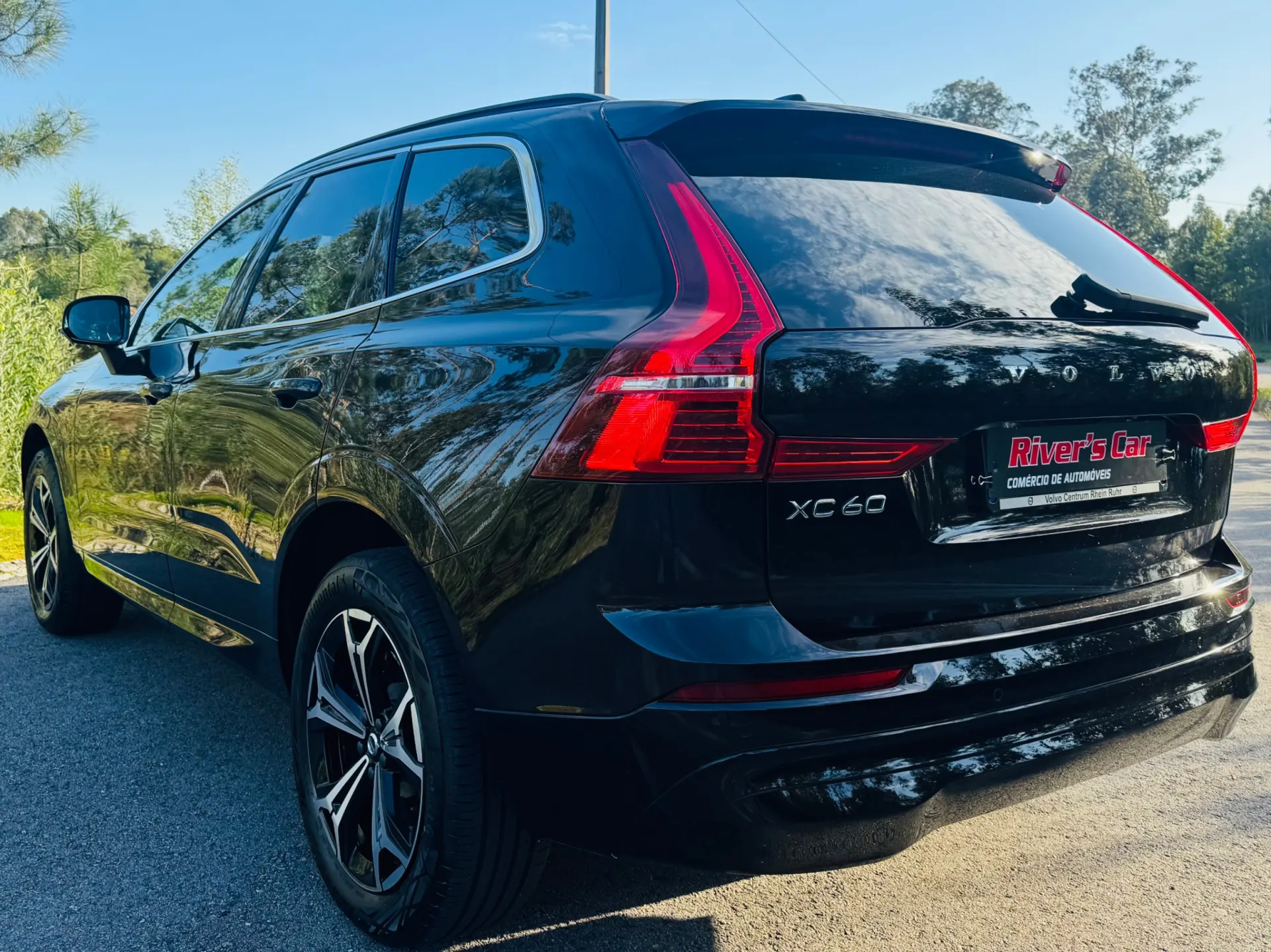 Volvo XC 60 2.0 B4 Inscription Geartronic 13