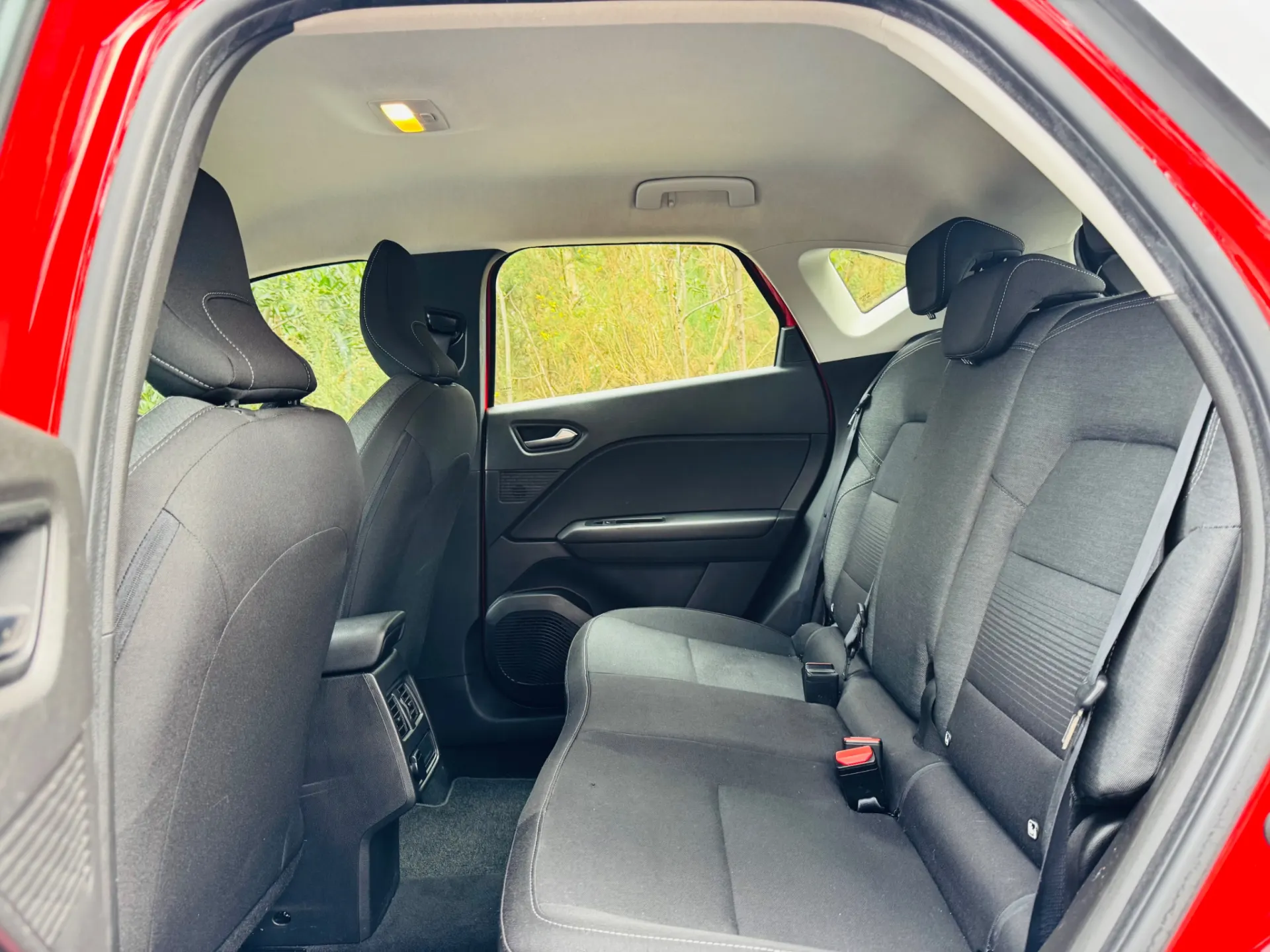 Renault Captur 1.0 TCe Intens Bi-Fuel 48