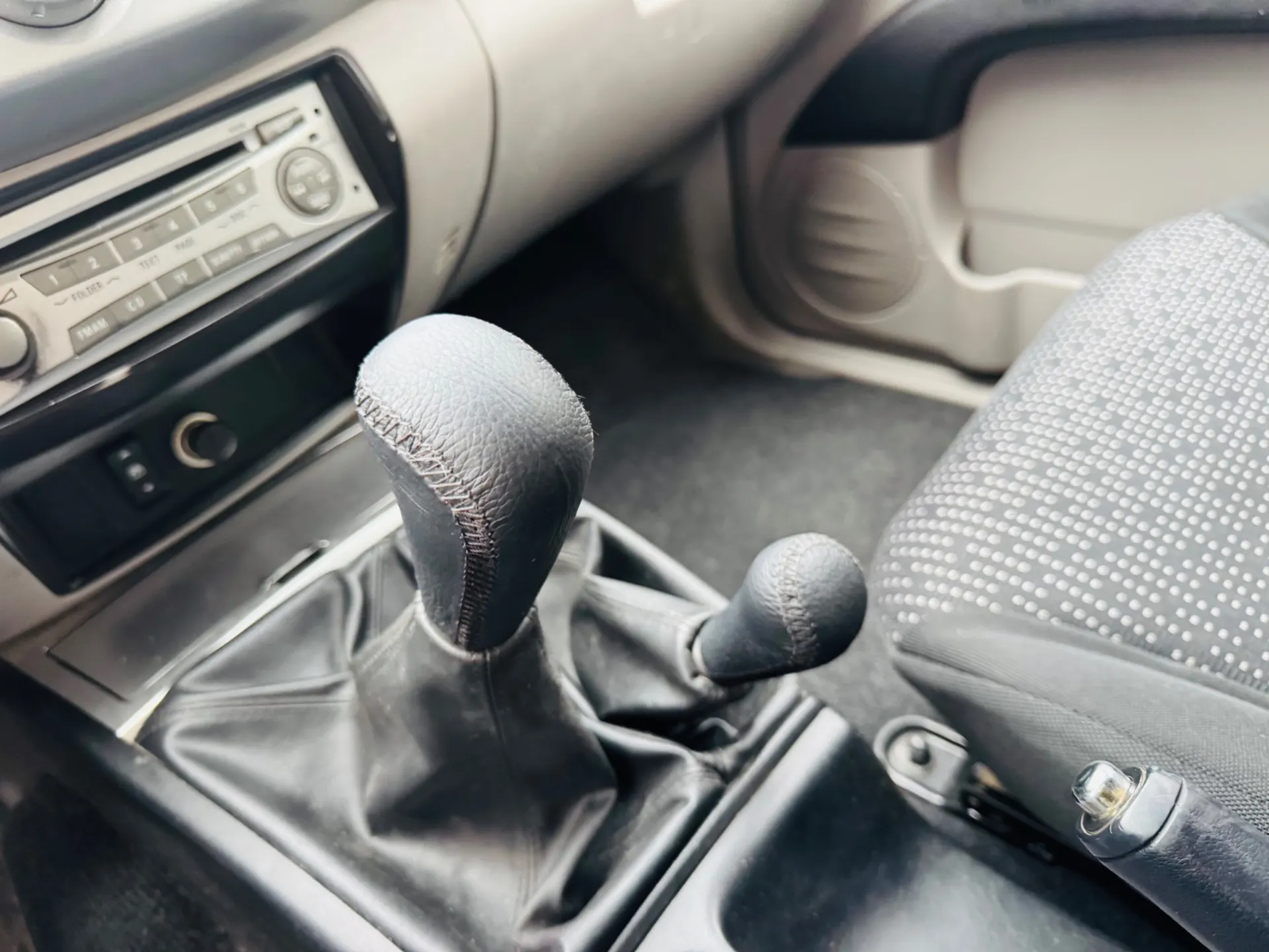 Mitsubishi L200 2.5 DI-D CD Invite AC CC 4WD 30