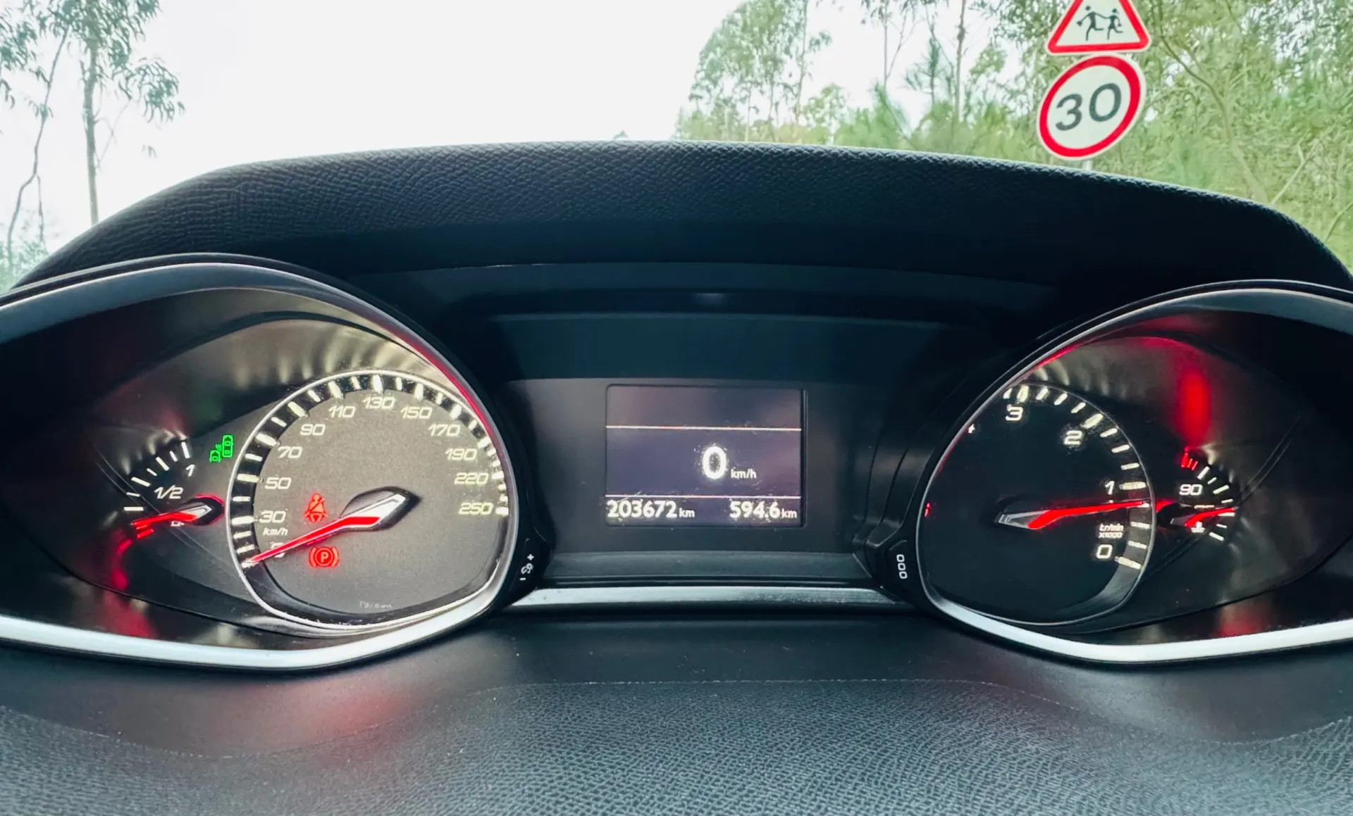 Peugeot 308 SW 1.6 BlueHDi Allure J17 23