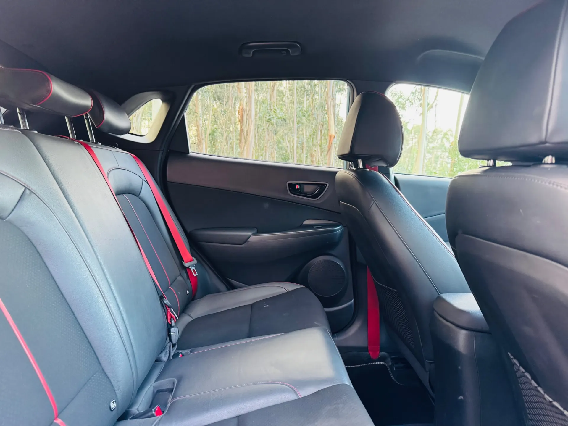 Hyundai Kauai 1.0 T-GDi Premium Pele/Tec.Vermelho 42