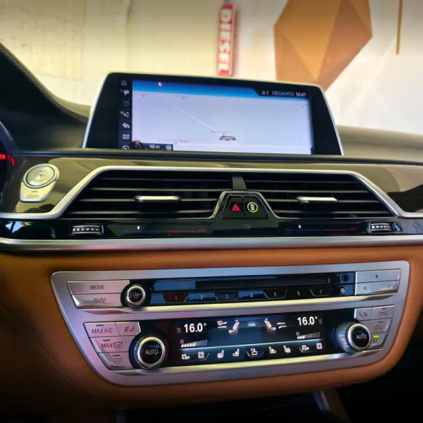 BMW 740 Ld xDrive Auto 28