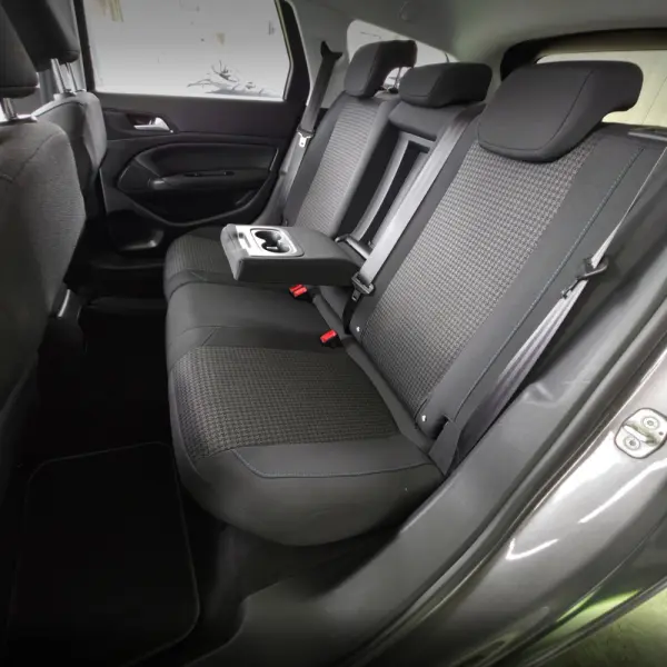 Peugeot 308 SW 1.5 BlueHDi Active Pack 28