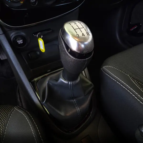 Renault Clio 1.2 16V 75 Experience 17