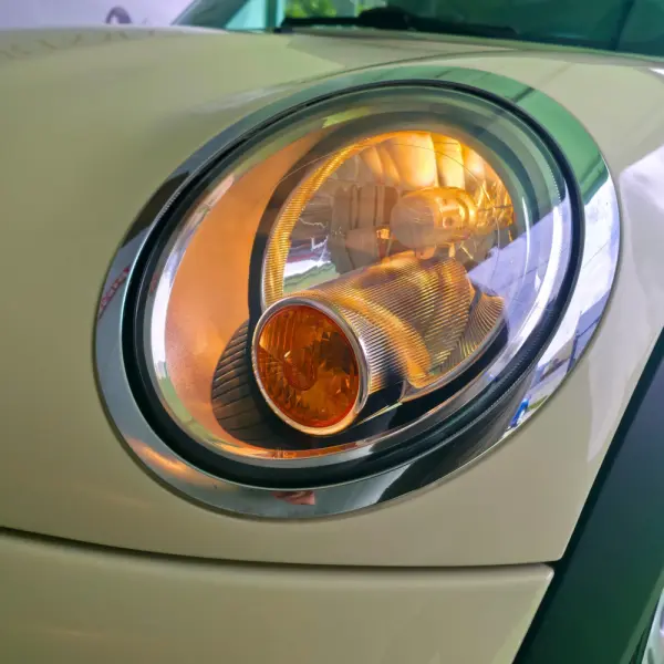 MINI 3 Portas One D 7