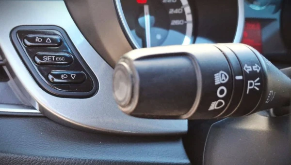 Alfa Romeo Giulietta 1.6 JTDm Distinctive 12