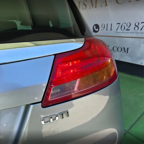 Opel Insignia Sports Tourer 2.0 CDTi Cosmo S/S 10