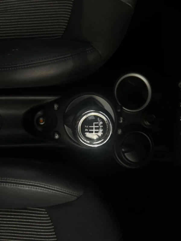 MINI 3 Portas One D 8