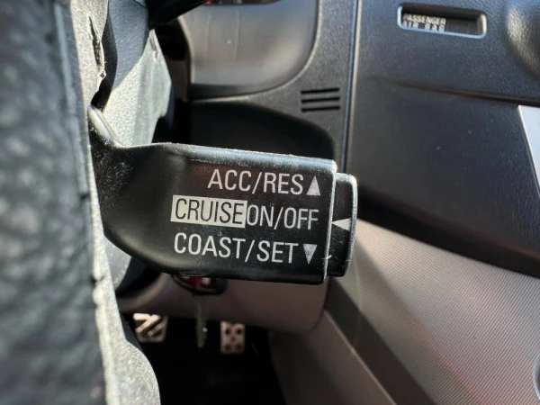 Mitsubishi Grandis 2.0 DI-D Insport 9