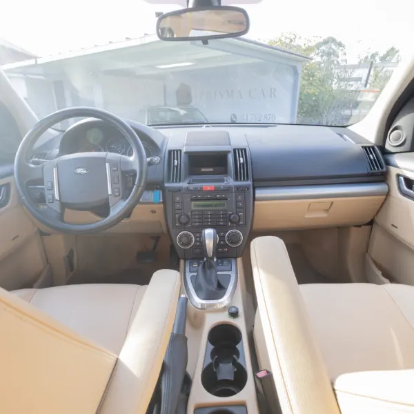 Land Rover Freelander 2.2 Td4 SE Auto. 12