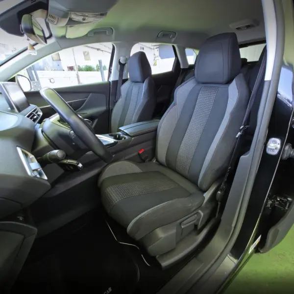 Peugeot 3008 1.2 PureTech Style 17