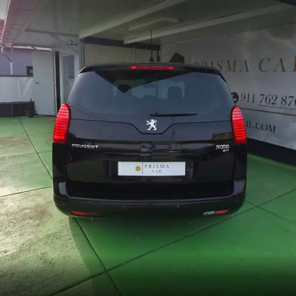 Peugeot 5008 1.6 E-HDi Allure 2-Tronic J17 4