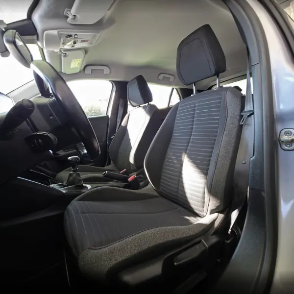 Peugeot 2008 PureTech 100 Active 16