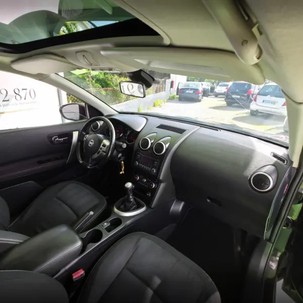 Nissan Qashqai +2 1.5 dCi Acenta 9