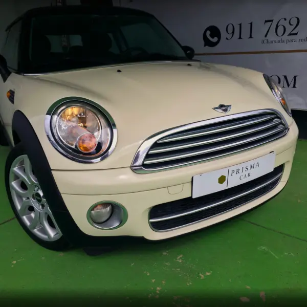 MINI 3 Portas One D 6