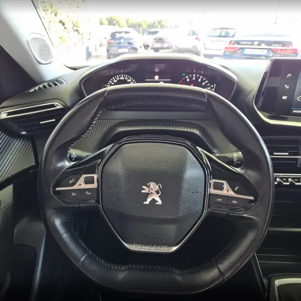 Peugeot 2008 PureTech 100 Active 18