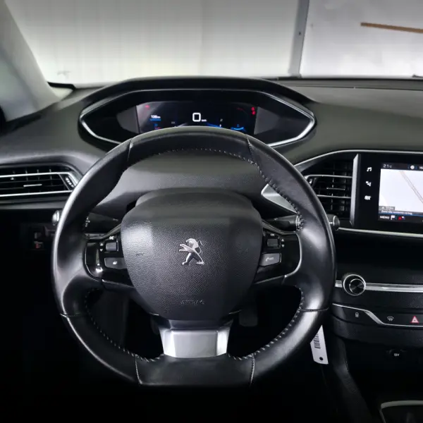 Peugeot 308 SW 1.5 BlueHDi Active Pack 18
