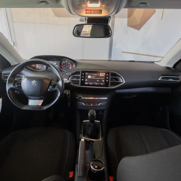 Peugeot 308 1.6 BlueHDi Style 8