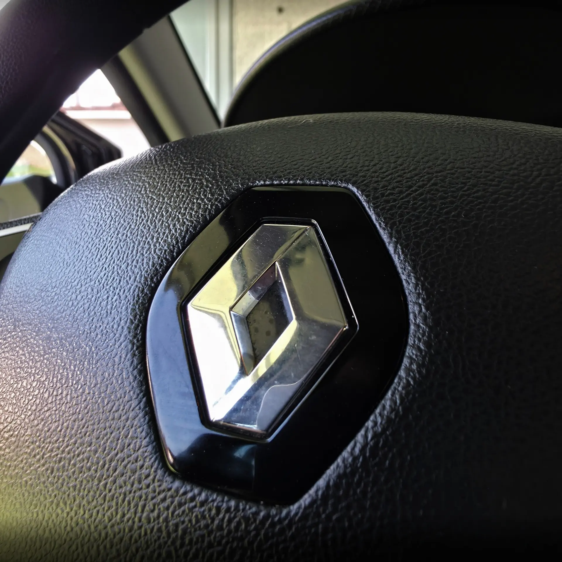 Renault Clio 1.2 16V 75 Experience 16
