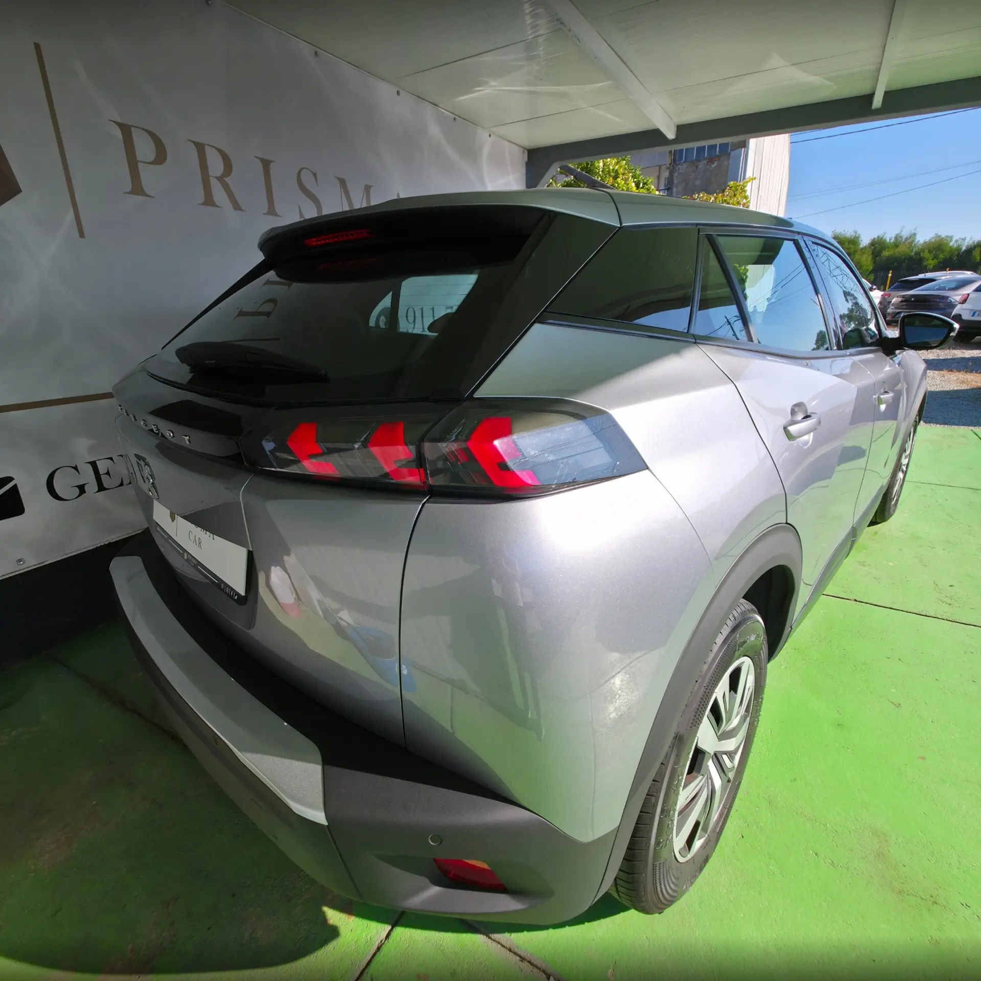 Peugeot 2008 PureTech 100 Active 10