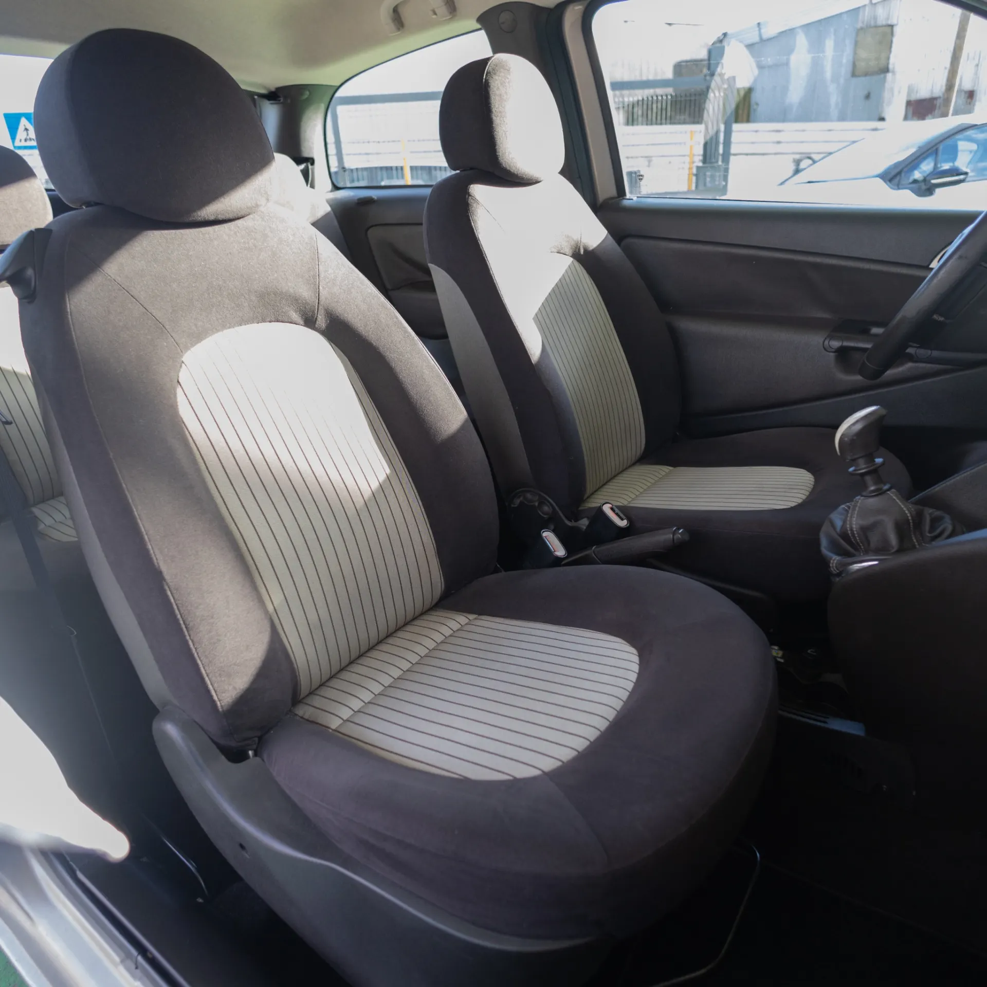 Lancia Ypsilon 1.2 Lusso 5 9