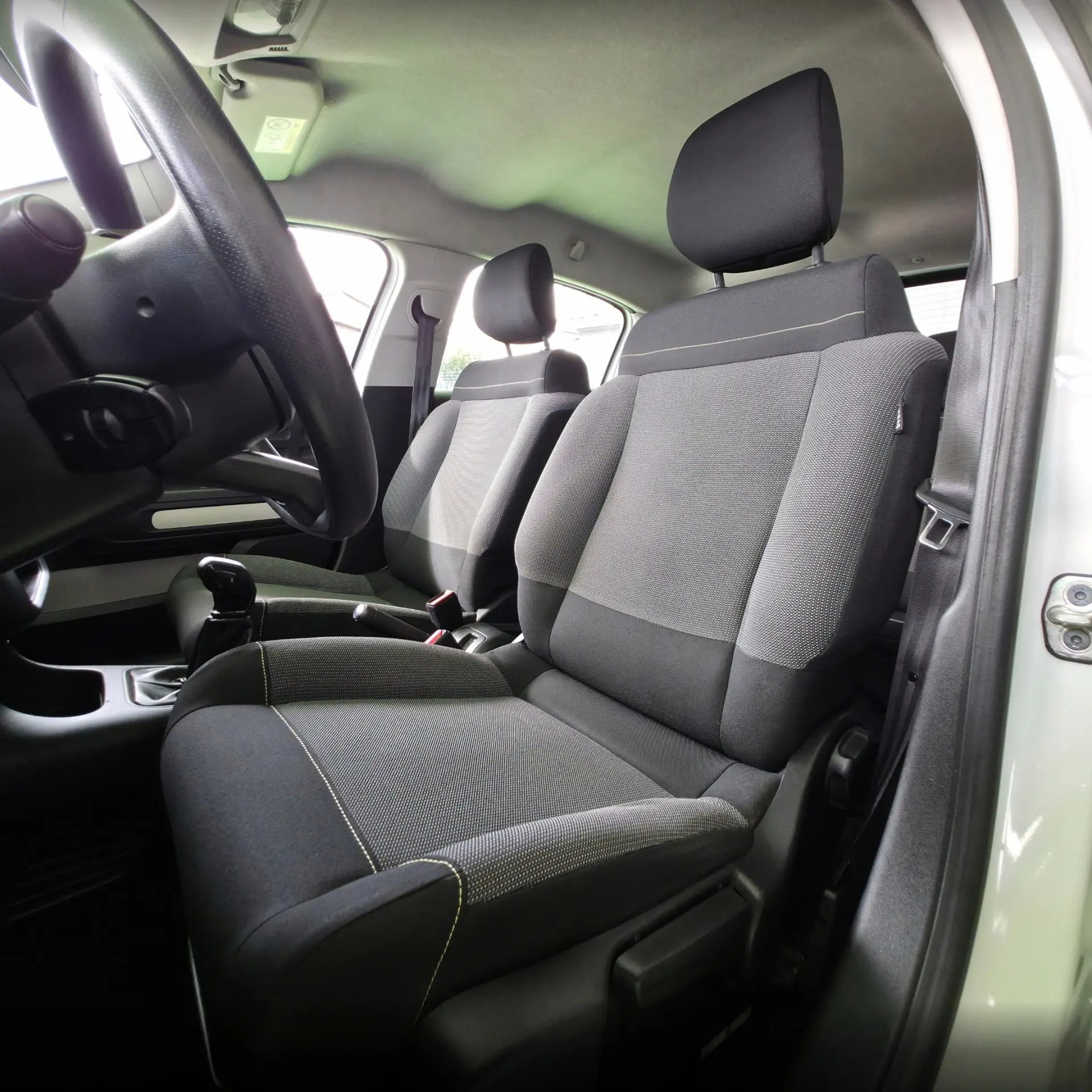 Citroen C3 1.2 PureTech Shine 14