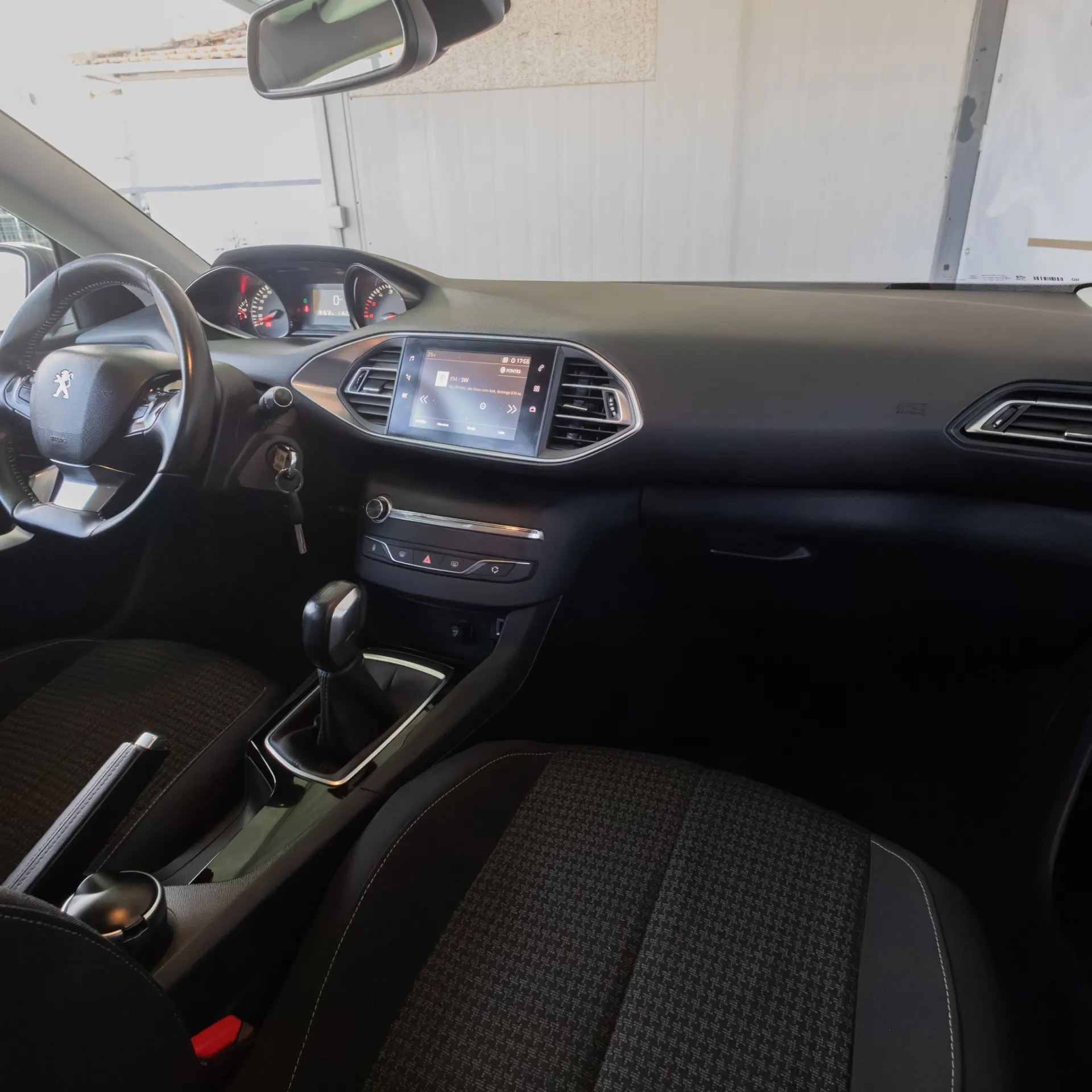 Peugeot 308 1.6 BlueHDi Style 7