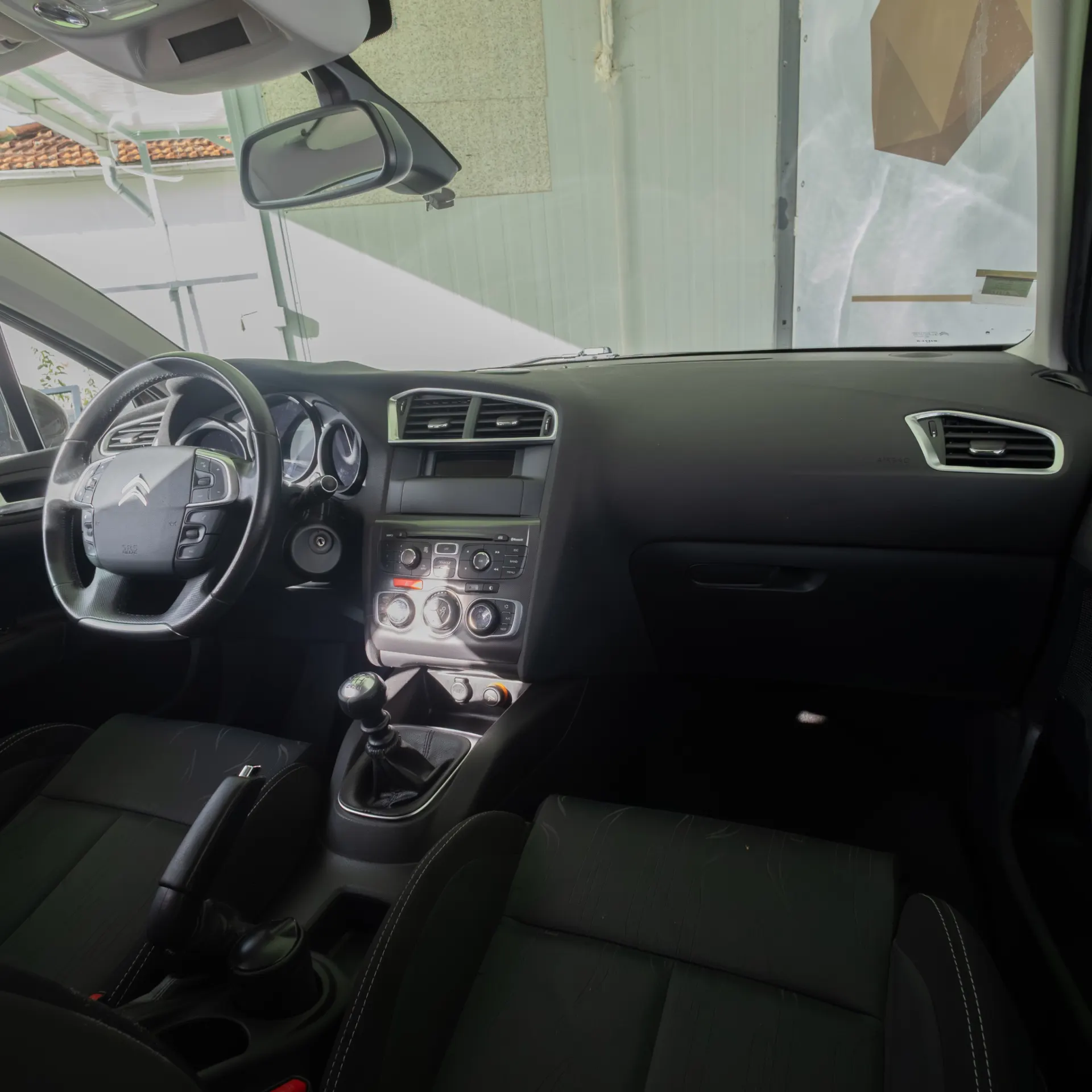 Citroën C4 1.6 HDi Exclusive 9