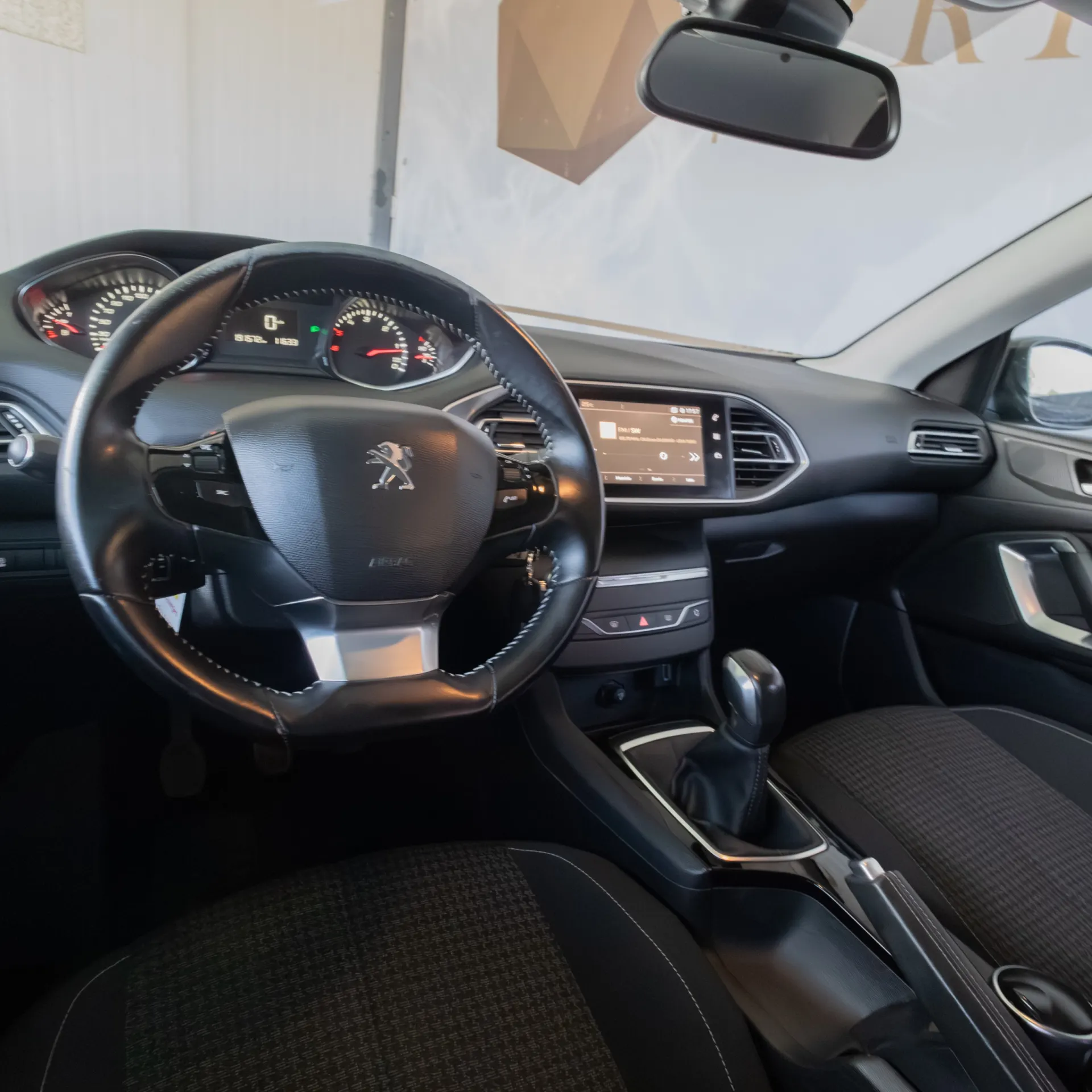 Peugeot 308 1.6 BlueHDi Style 9