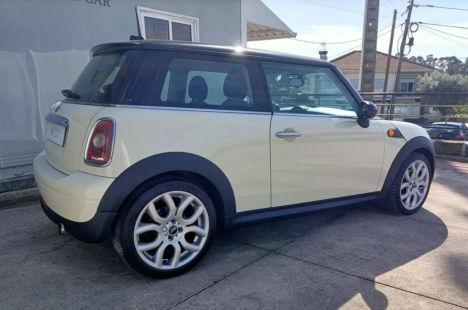 MINI 3 Portas One D 3
