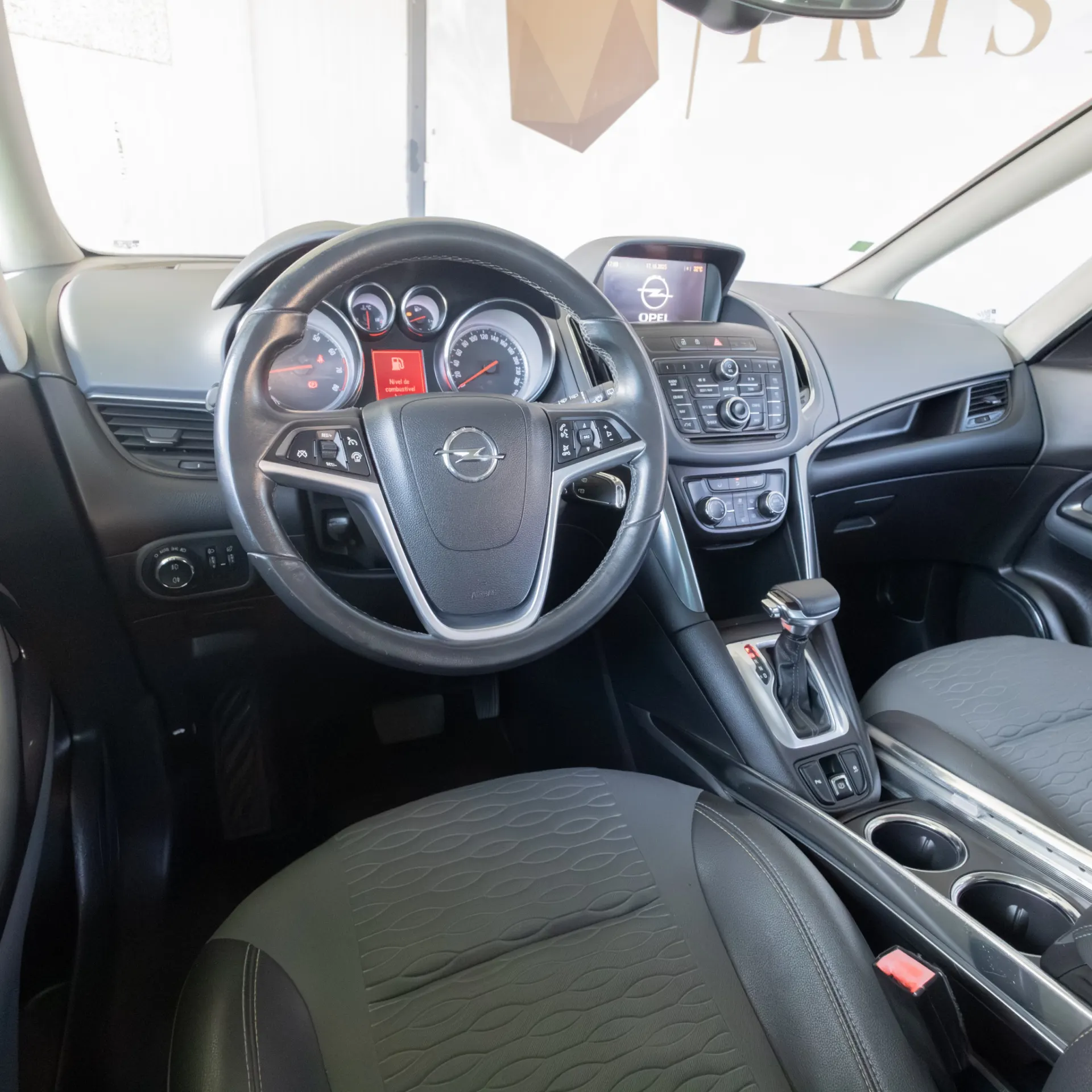 Opel Zafira 1.4T Cosmo - GPL 9