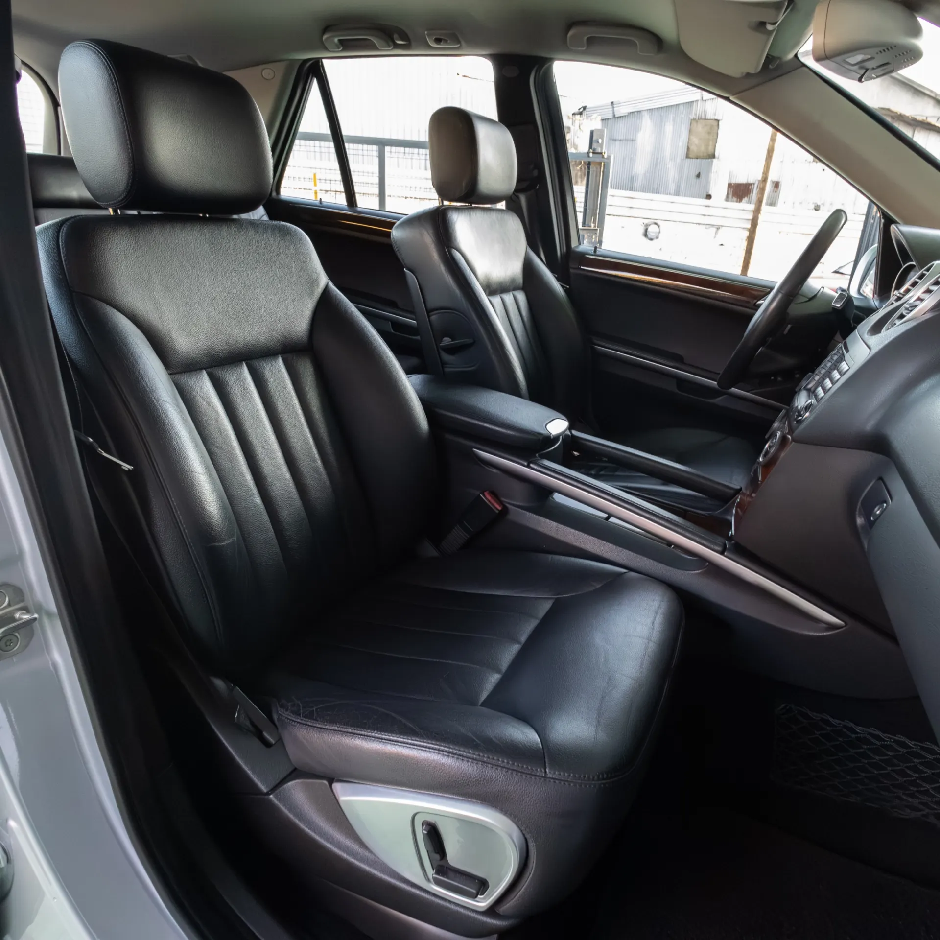 Mercedes-Benz ML 320 17