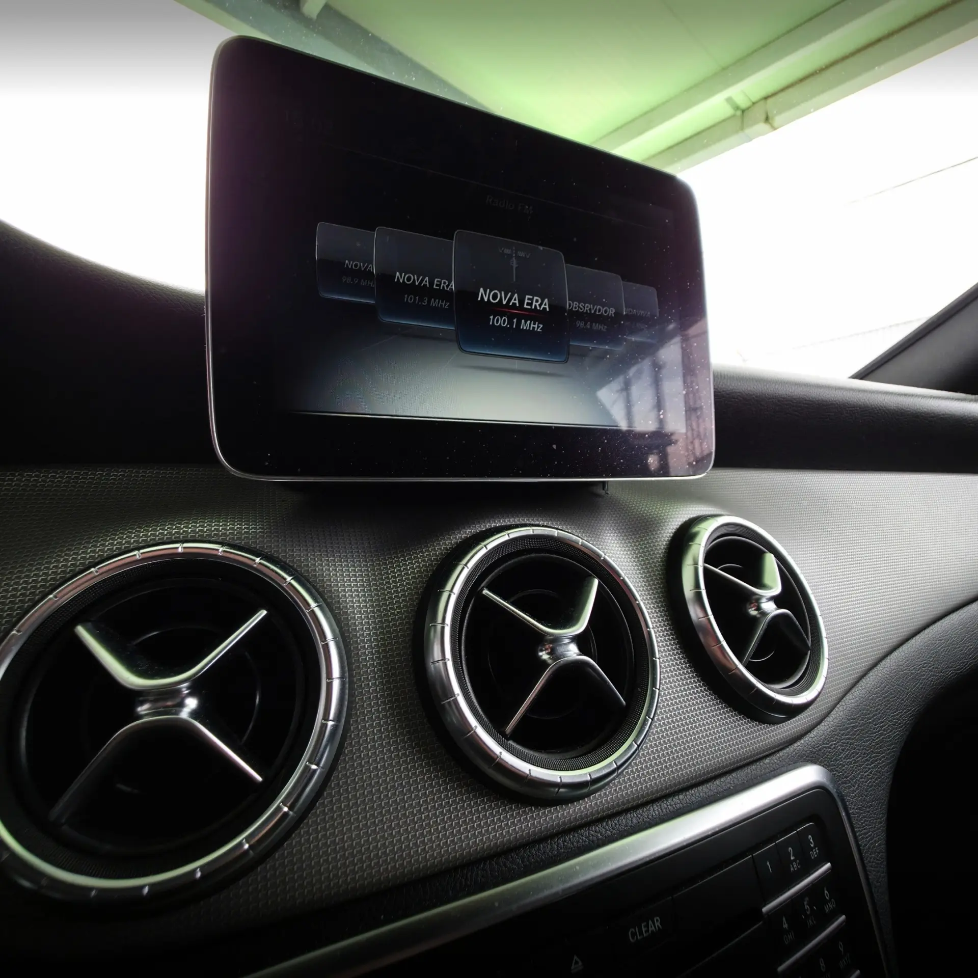 Mercedes-Benz CLA 180 d Shooting Brake 18
