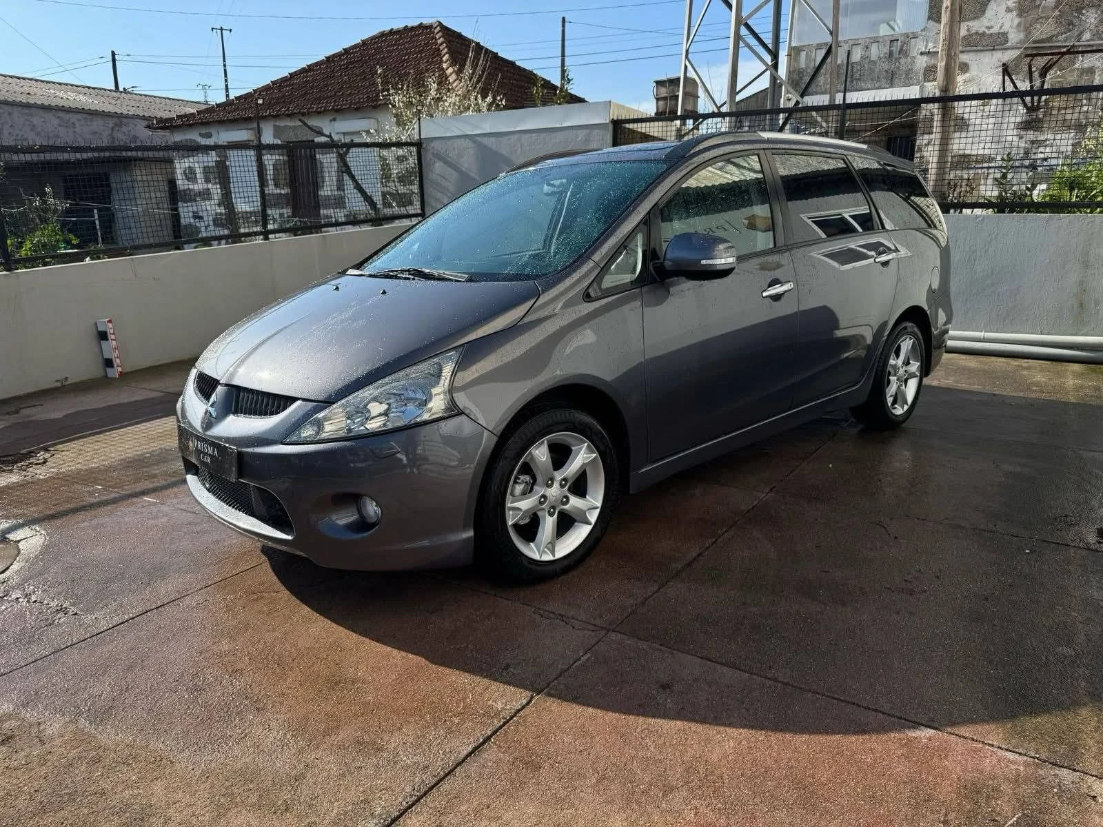 Mitsubishi Grandis 2.0 DI-D Insport 3