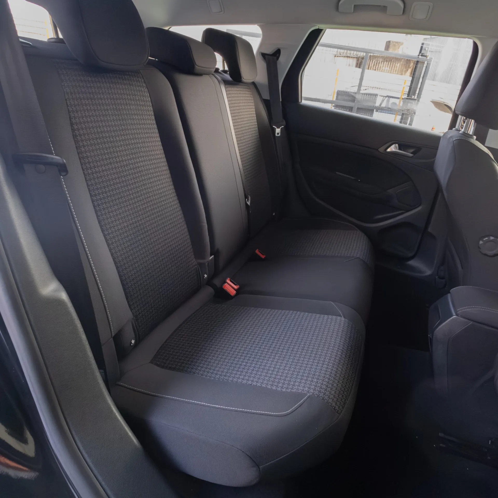 Peugeot 308 1.6 BlueHDi Style 14